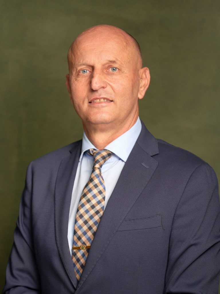 Velimir Rakocevic Prof. dr Velimir Rakočević - IPO Montenegro